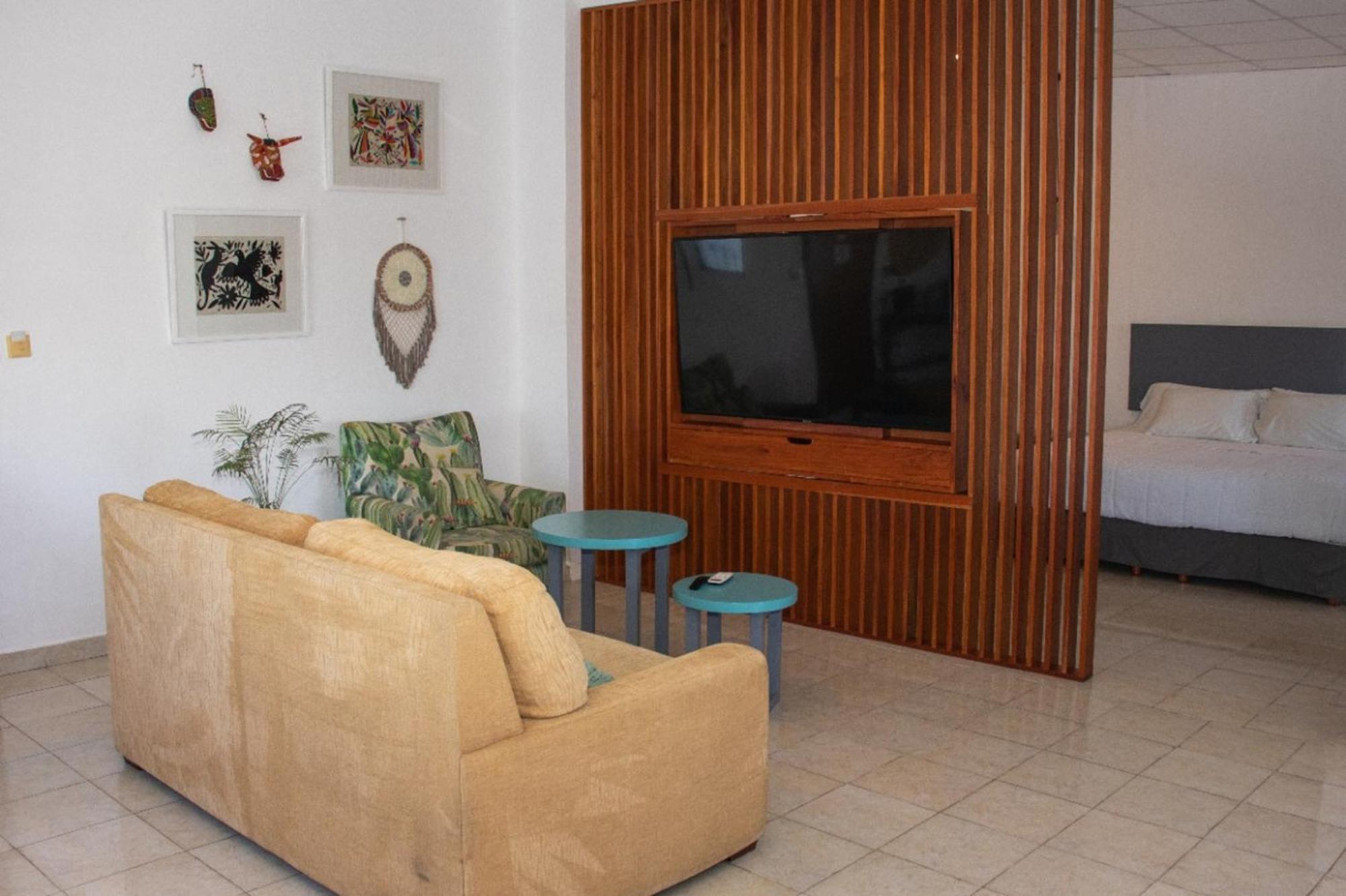 Hotel & Suites Arges - Centro Chetumal Eksteriør billede